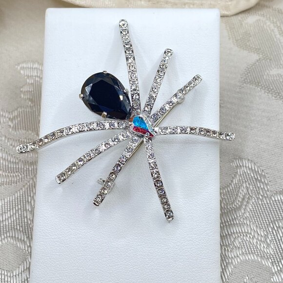 Signed Butler Rare Large Crystal Spider Brooch New - Picture 1 of 6